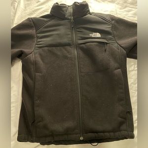 black north face fleece